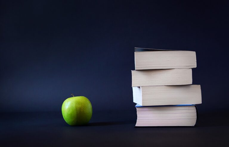 Cultivating Intergenerational Dialogue through Education
